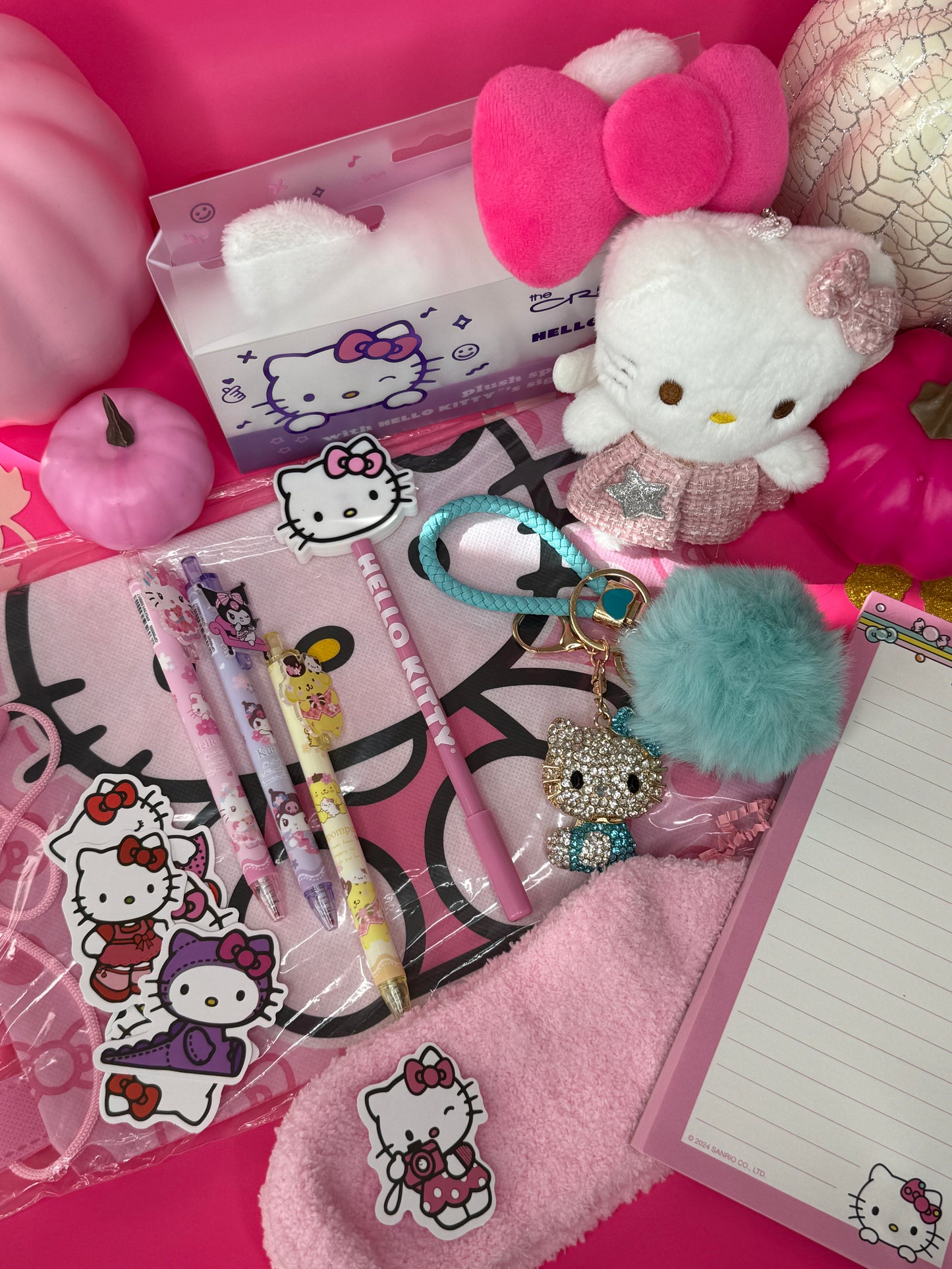 Hello Kitty Beauty & Stationery Bundle